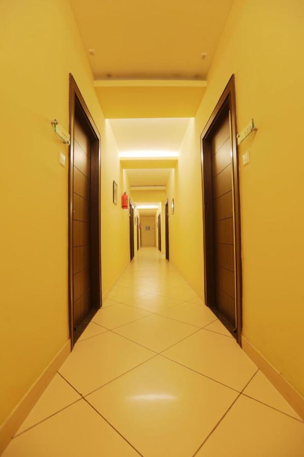 Hotel Premiere Villa  Varanasi Dış mekan fotoğraf