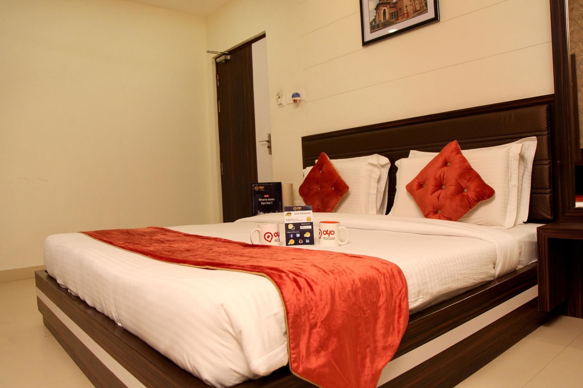 Hotel Premiere Villa  Varanasi Dış mekan fotoğraf