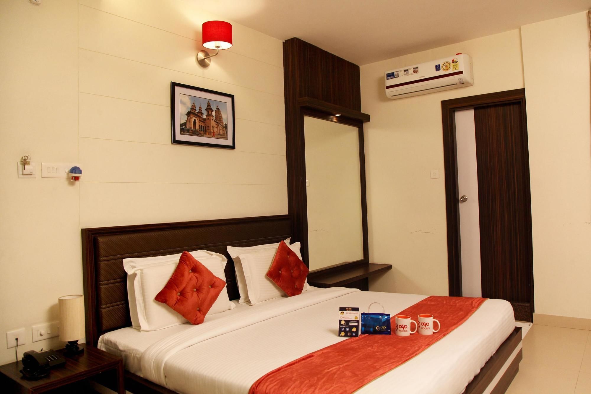Hotel Premiere Villa  Varanasi Dış mekan fotoğraf